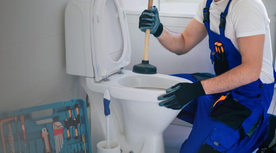 Professional emergency plumbing in Olustee, OK